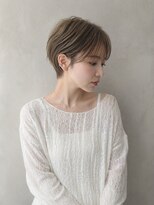 スラッシュ(SLASH)&nbsp;【SLASH】耳掛け＋オリーブブラウンで演出するショート