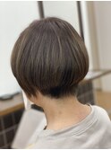 ショートボブ