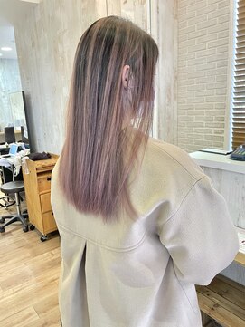 ハグ 横浜(HUG) バレイヤージュ　ピンクグレージュ