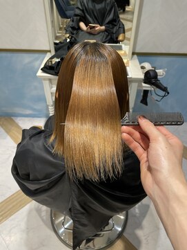 ロンド ストラーダ 心斎橋(Lond strada) ★酸性ストレートでぷるぷるの艶々美髪★