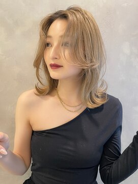 トルネード(TORNADO) 韓国風ヘア 似合わせカット ブロンド レイヤーカット M0902