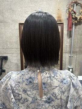 ヴィップルーム(viproom) カール/セミディ/シアーカラー/姫カット/ダークアッシュ