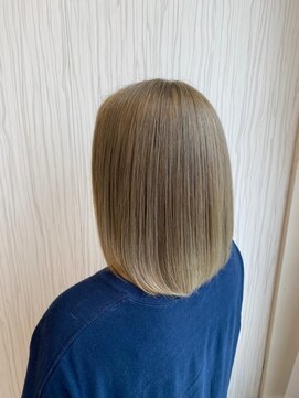 ビスイル 秋葉原店(Vis ill) ミルクティーベージュシースルーカラー大人可愛い