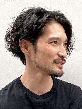 オルト(Altn) 大人の波巻きスパイラルパーマミディアムロングメンズカットヘア