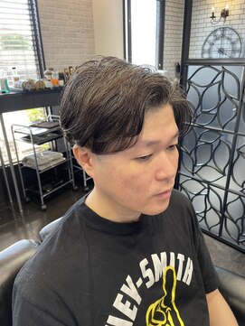 ヒロザバーバー(HIRO THE BARBER) フェザーパーマ　宇部市/理容室/理容院/メンズカット