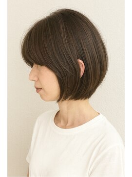 ショートレイヤー　ハイライト　ブリーチ　白髪ぼかし