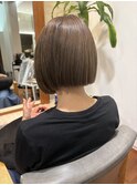 白髪ぼかしハイライト×ボブ