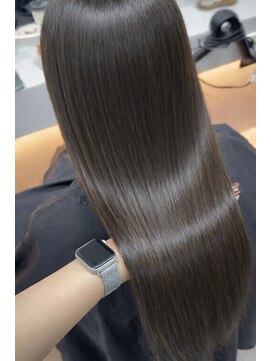 ソマリ(SOMARI.) オリーブ