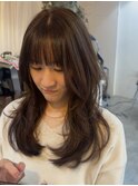 レイヤーカット×ベージュカラー