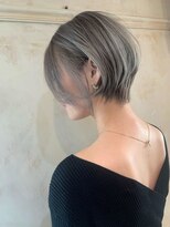 フリックヘアサロン 梅田茶屋町2号店(FLICK HAIR SALON)&nbsp;シルバーグレージュ/ショートヘア/イルミナカラー
