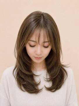 モーイトウキョウ美容室(Mooi Tokyo美容室) はねない内側レイヤーミディ