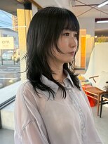 アム(am)&nbsp;ミディアムレイヤー/ハッシュカット/顔まわりカット