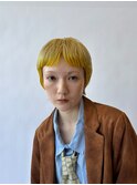 ミニマムショートとイエローのデザインカラー