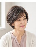 50代60代 大人ショート 白髪ぼかしで上品に