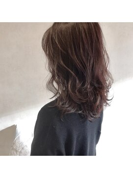 ライフ ウィズ ヘア(LIFE with HAIR) ふんわり感のある大人セミロング