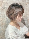 大人可愛いミルクティーアッシュ×襟足スッキリ丸みタンバルモリ