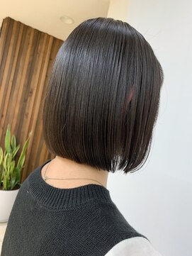 クオリス 上板橋店(QUALIS) ワンレン小顔ボブ/ツヤ髪ナチュラルストレート/ワンカールボブ