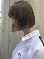 リバレッジ 白金(Leverage) マロン柔らかグレージュワンレングスボブ