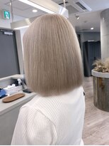 ルーブ トウキョウ(Loob. TOKYO)&nbsp;ハイトーンベージュカラー（グレージュカラー系）×ボブ