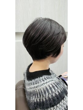 ウル(ulu) 大人ショート