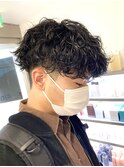 波巻きスパイラルパーマ/ツイストスパイラル/刈り上げフェード