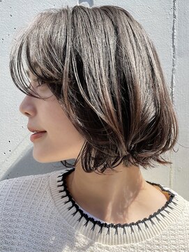 ビュートリアム 南青山(BEAUTRIUM) カジュアルレイヤーボブ　20代30代40代50代