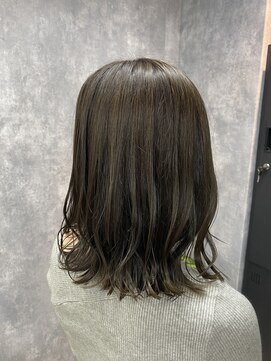 イコ(.ico) くすみ×カーキカラー