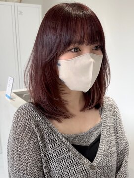 ヨロ 小岩(YOLO) レイヤーカットハイライトショートヘアイルミナカラーオージュア