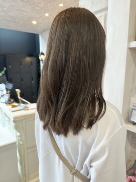 キャアリー(Caary) 福山市美容院人気caaryイルミナカラーくすみグレージュ