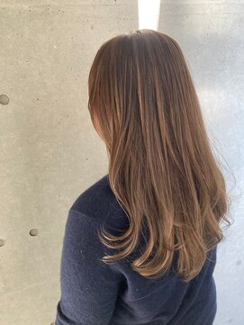 リバレッジ 白金(Leverage) 大人ハイライトレイヤー:Erika Fukunaga