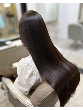 ブランニューイヴ 生駒店(Brand new eve) 艶