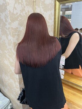 ヘアセットアンドエクステンションショールーム(SHOW ROOM) ワインレッドヘア