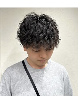 イノセンス 西宮北口店(innocence) 【縦落ちツイストスパイラルパーマ】