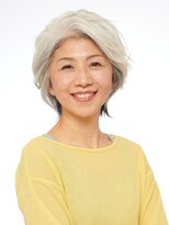 えがお美容室 奈良店&nbsp;60代グレイヘアの方に◎遊び心のあるアシンメトリーショート