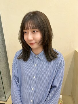 スニュウ(snuw) 【snuw_ayano】オリーブカラー/鎖骨ミディアム/レイヤーカット