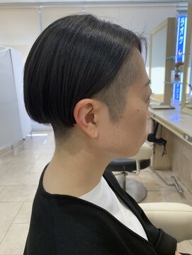 アッシュ 仙川店(Ash) 30代40代50代刈り上げ女子ツーブロック耳掛けマッシュショート