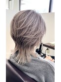 ウルフカット×ホワイトラベンダーアッシュ