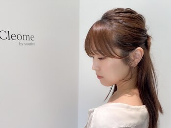 クレオメバイスーリール(Cleome by sourire)の写真/【五反田/Cleomebysourire】顔回りの動きで印象を変える！小顔に見えるレイヤーで結んでも可愛いを叶える＊