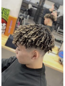 カイ(X) フィンガーコイル/刈り上げ