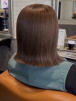 ルノン フィージュ(LUNON fieju)&nbsp;黒髪クラゲヘアーオリーブグレー小顔ココアベージュ
