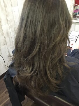 ディーバフロート 新宮店(DIVAfloat) くすみアッシュ