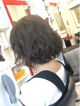 ガジロウ 美容室 蛾次郎 ナチュラルウェーブボブ♪