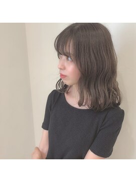 シームリー 千田町店(Seemly) Foggy beige
