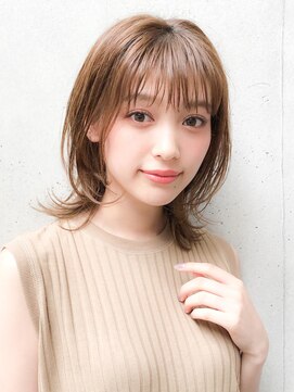 アグノス 青山(Agnos) 小顔カットシースルー透け感ラベンダー艶カラーくびれミディ