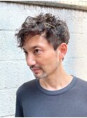 大人男性へ　おしゃれさ・白髪ぼかし・ボリューム感・こなれ感を