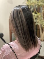 サロングロー(salonGLOW) HIインナーカラーベージュブロンド