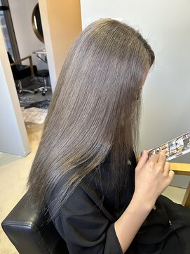 チル(CHILL) グレージュ