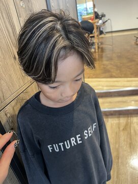 アンソメット 筑後店(UN SOMMET) コントラストハイライトカラー センターパート