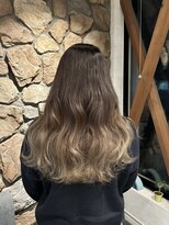 ルイ(ROUIS produced by LUCK 津田沼) カール/セミディ/シアーカラー/姫カット/グラデーションカラー