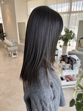 イルプロム 御厨店(illuprom.) サラサラロング